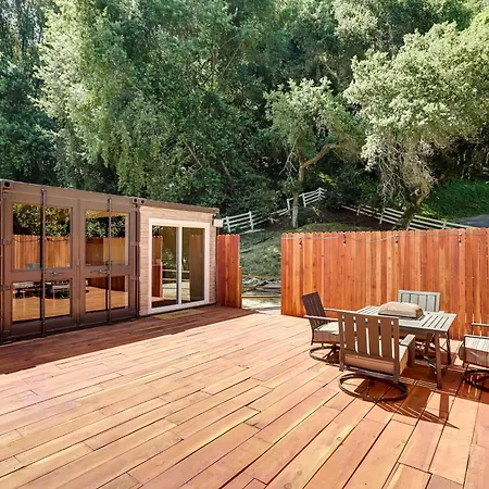 Unique Castro Valley House 30 Mi To San Fran!
